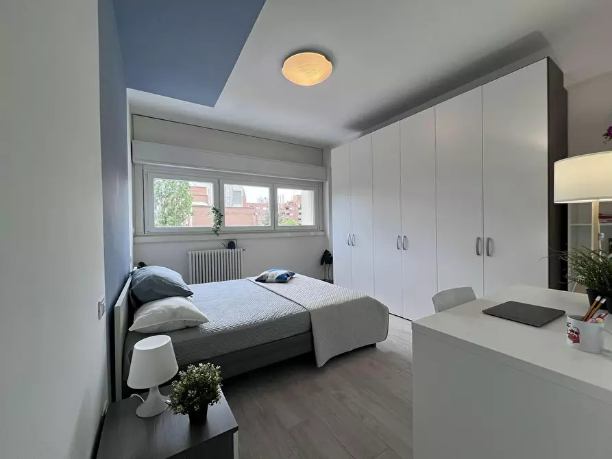 Immagine 1 di Camera in affitto  in Via Genova a Bologna