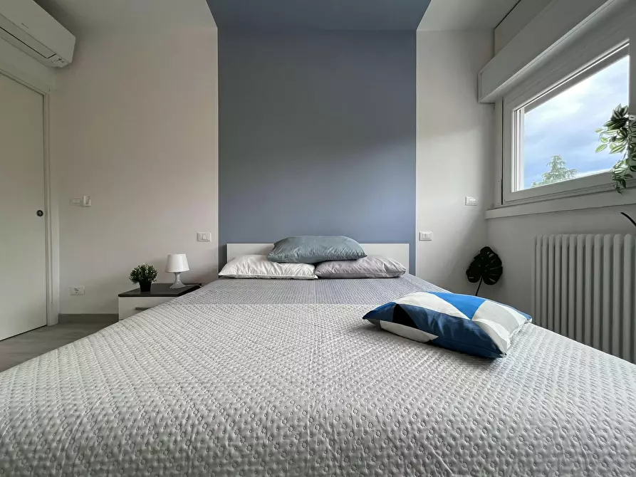 Immagine 7 di Camera in affitto  in Via Genova a Bologna