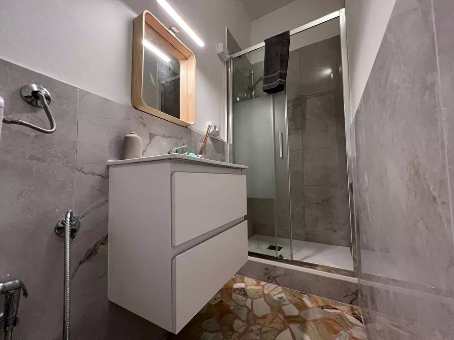 Immagine 3 di Camera in affitto  in Via Santa Maria Maggiore a Bologna