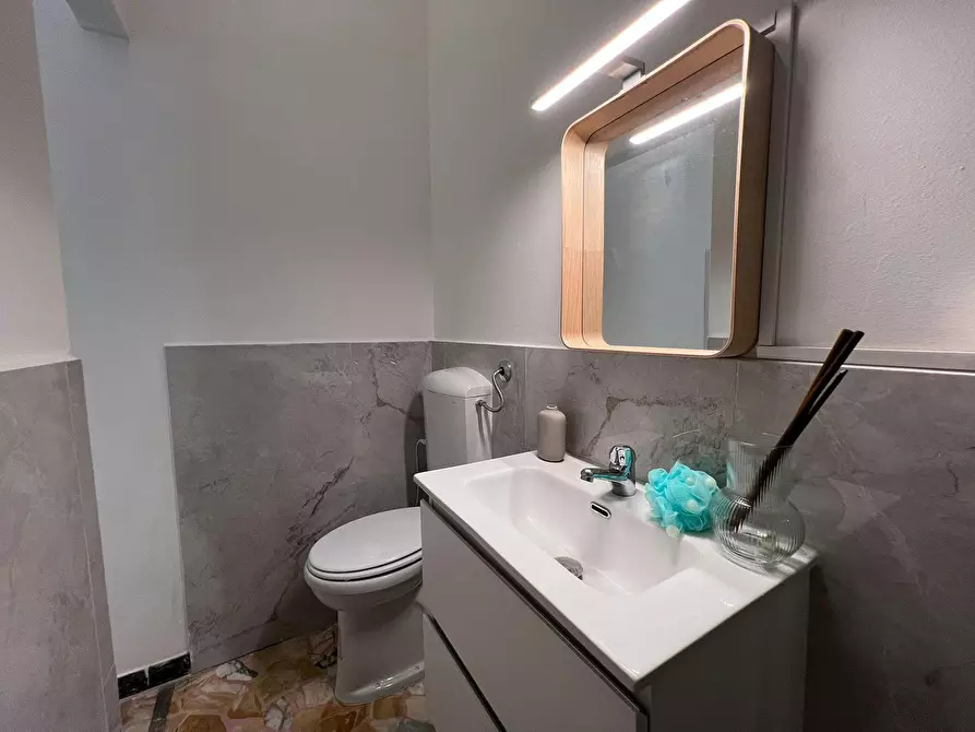 Immagine 5 di Camera in affitto  in Via Santa Maria Maggiore a Bologna