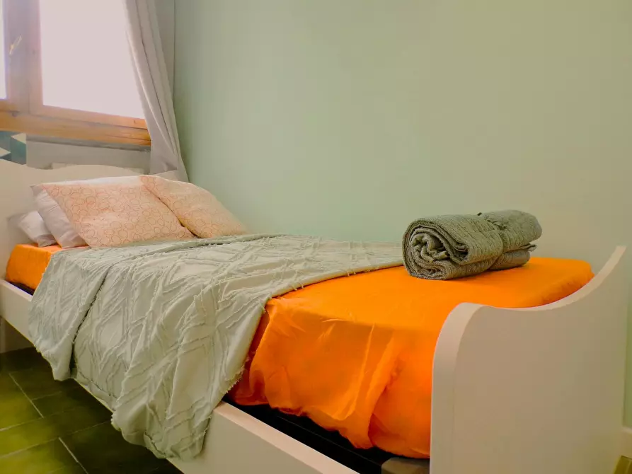 Immagine 3 di Camera in affitto  in Via Rodolfo Mondolfo a Bologna