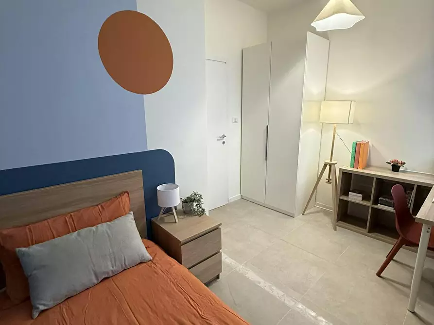 Immagine 1 di Camera in affitto  in Via Francesco Todaro a Bologna