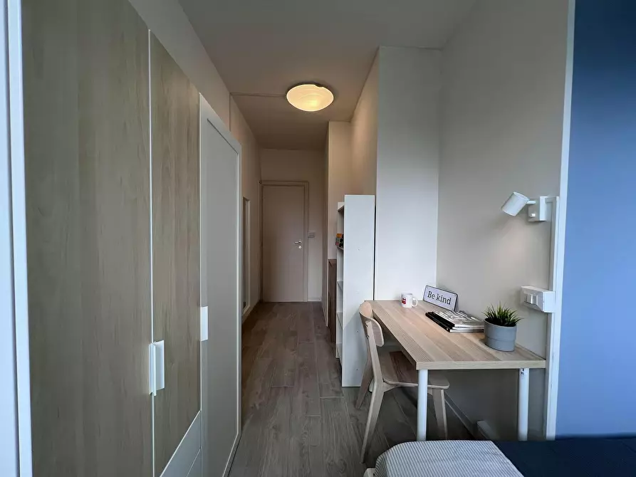 Immagine 9 di Camera in affitto  in Via Genova a Bologna