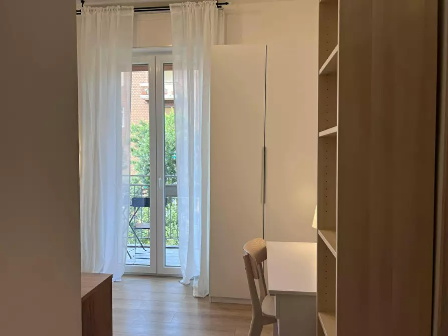 Immagine 4 di Camera in affitto  in Via Leandro Alberti a Bologna