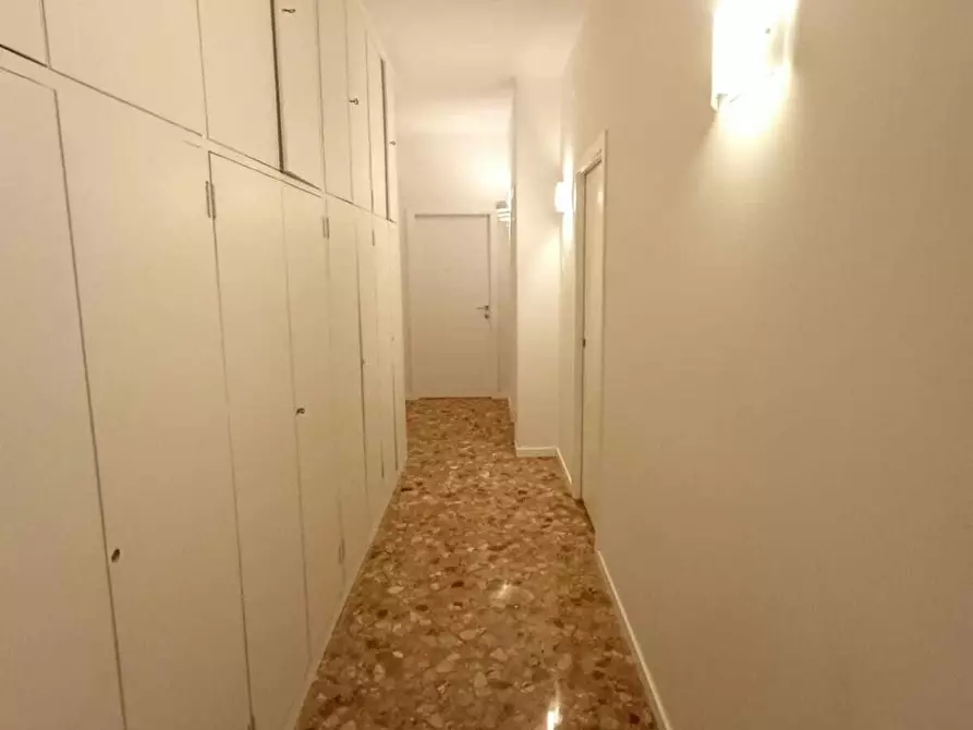 Immagine 10 di Camera in affitto  in Via Gian Giuseppe Carulli a Bari