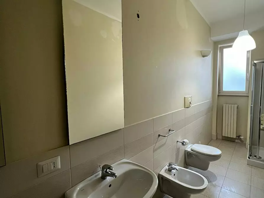 Immagine 6 di Camera in affitto  in Via Giuseppe Davanzati Forges a Bari