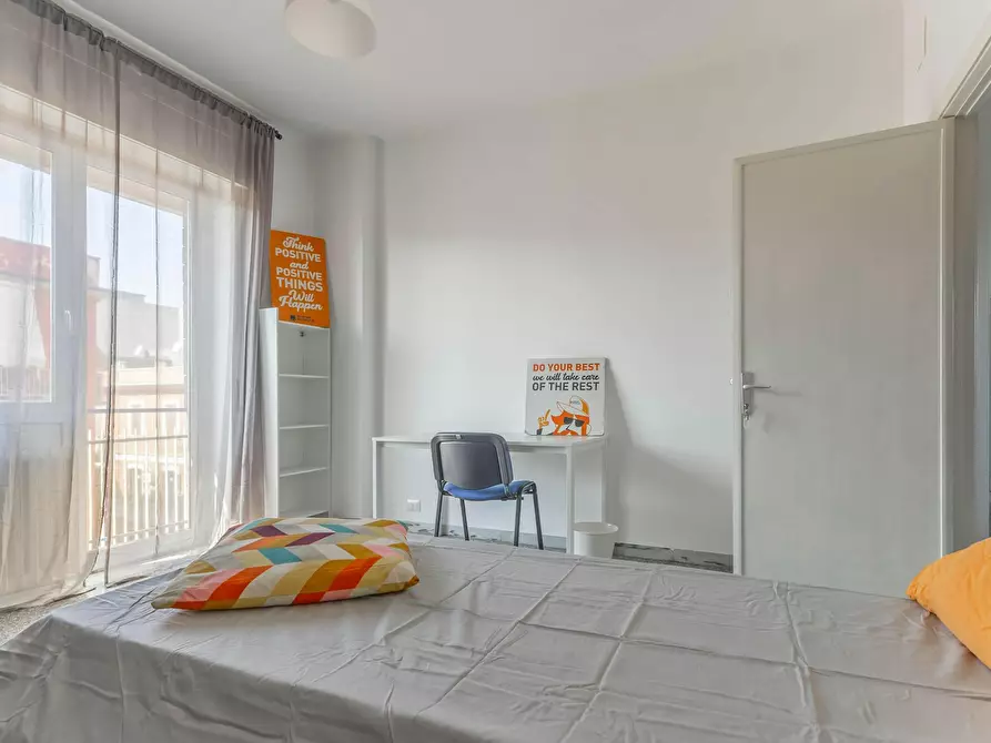Immagine 1 di Camera in affitto  in Corso Alcide de Gasperi a Bari