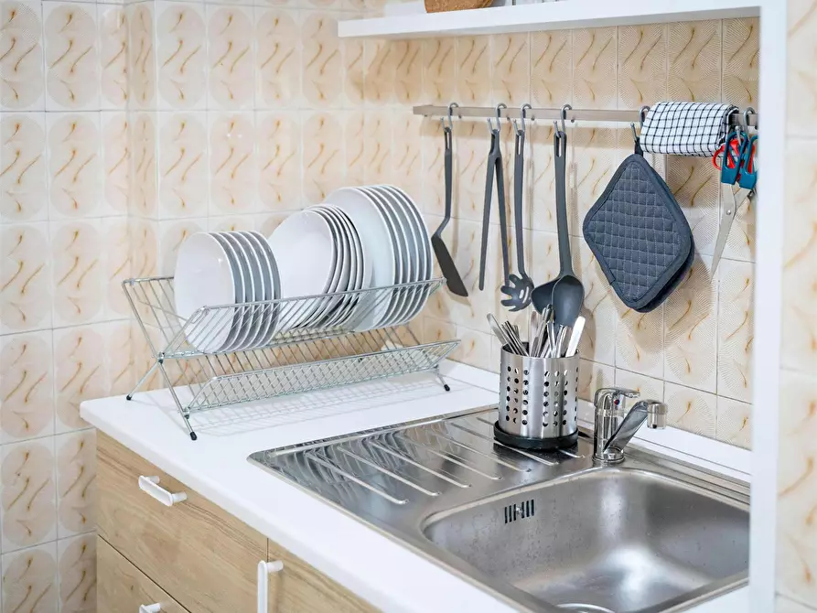 Immagine 5 di Camera in affitto  in Via Giulio Petroni a Bari