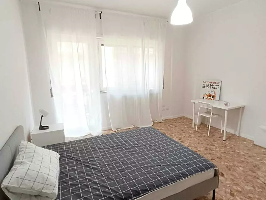 Immagine 1 di Camera in affitto  in Via Gian Giuseppe Carulli a Bari