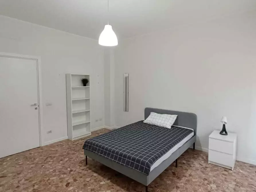 Immagine 4 di Camera in affitto  in Via Gian Giuseppe Carulli a Bari