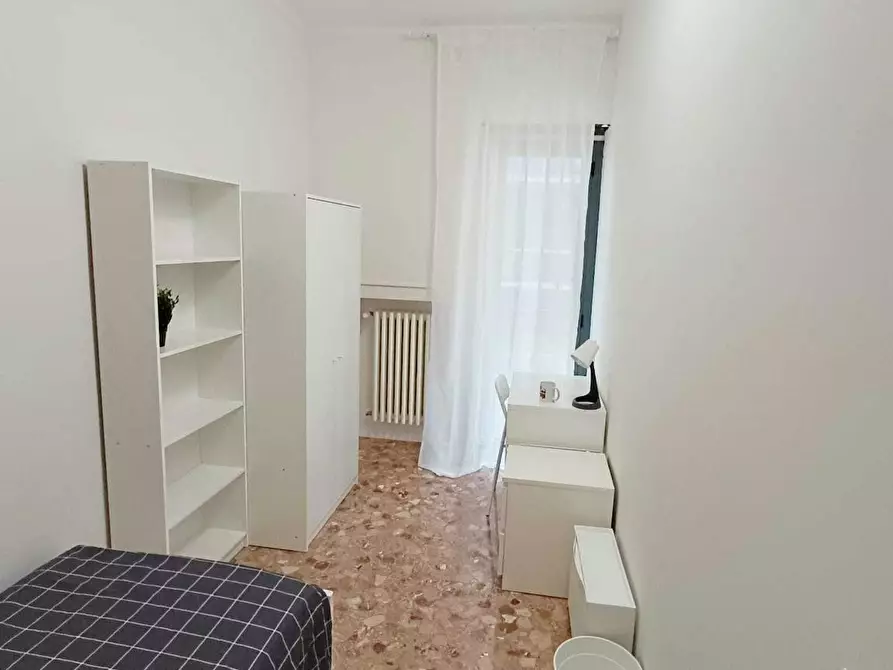 Immagine 3 di Camera in affitto  in Via Gian Giuseppe Carulli a Bari