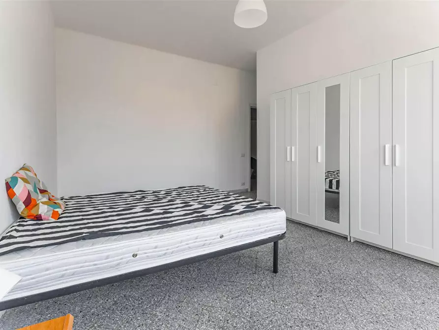 Immagine 2 di Camera in affitto  in Corso Alcide de Gasperi a Bari