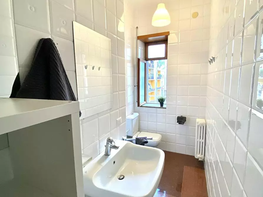 Immagine 10 di Camera in affitto  in Via Prospero Petroni a Bari