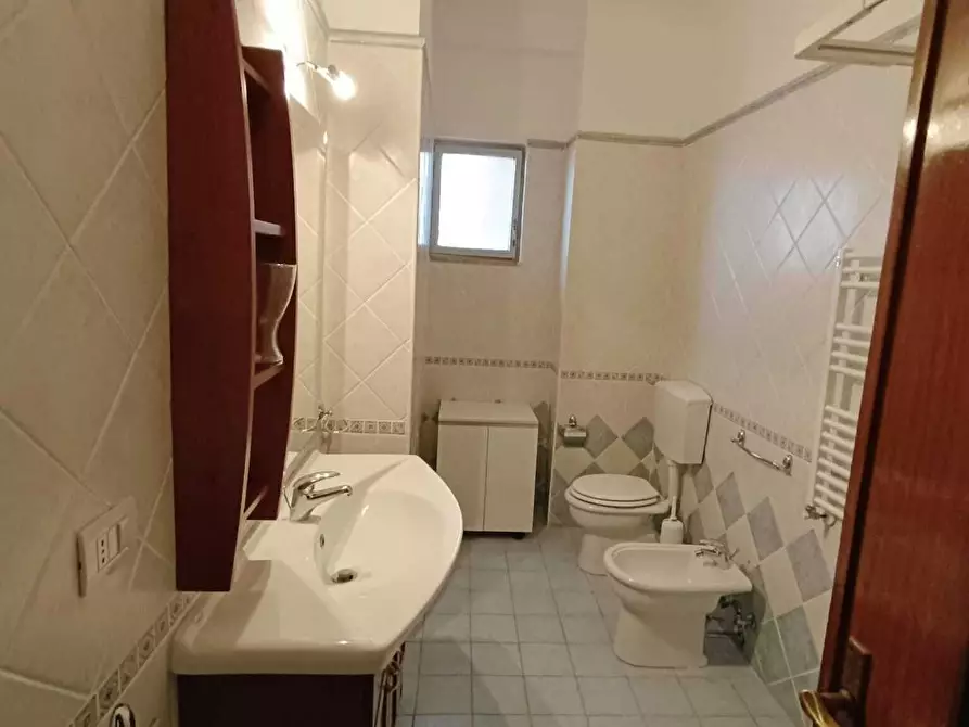 Immagine 6 di Camera in affitto  in Piazza G. Garibaldi a Bari