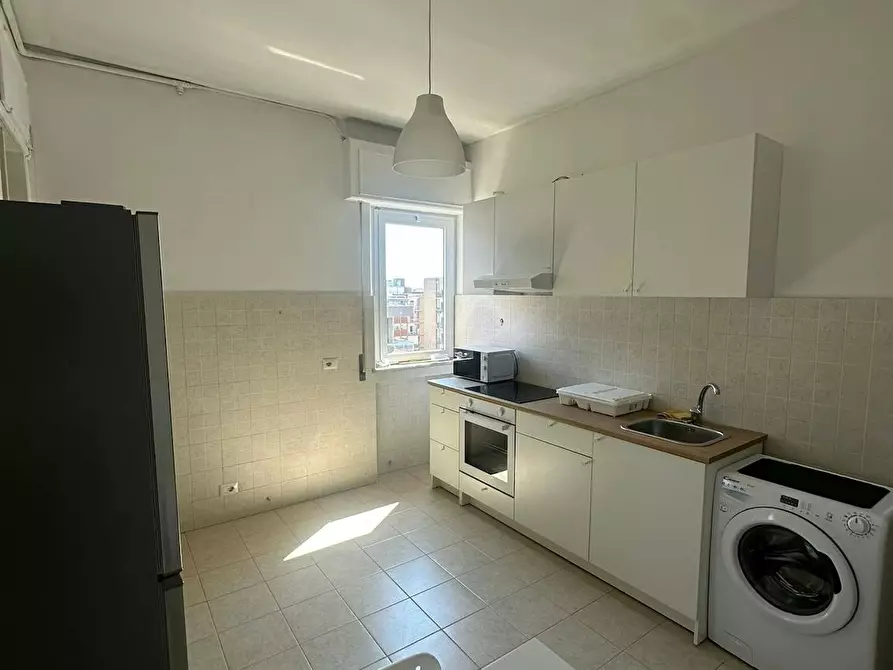 Immagine 3 di Camera in affitto  in Viale Unità d'Italia a Bari