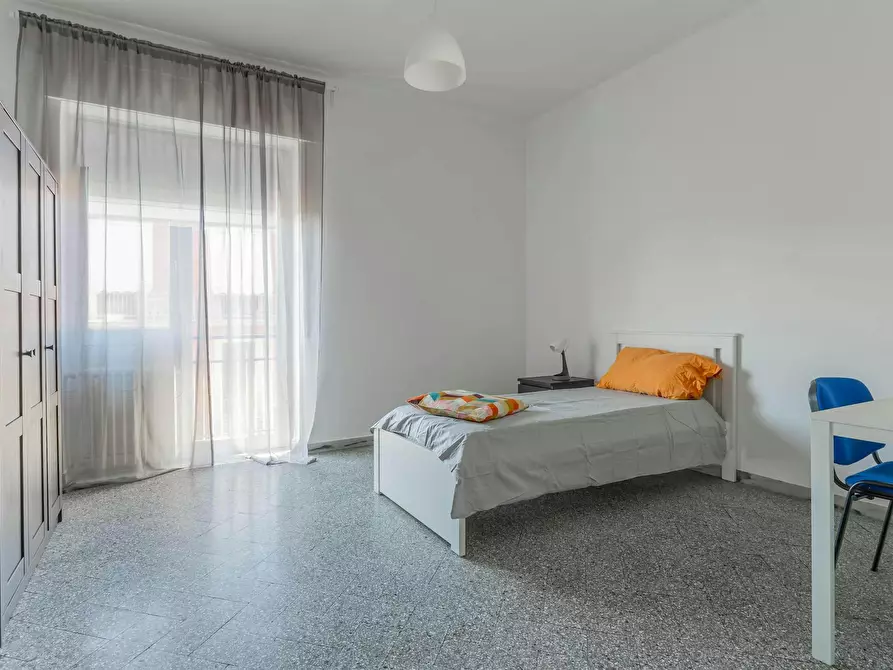 Immagine 4 di Camera in affitto  in Corso Alcide de Gasperi a Bari