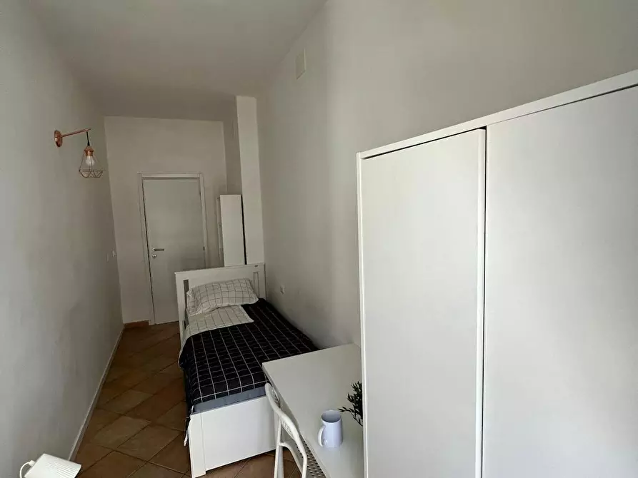 Immagine 2 di Camera in affitto  in Via Gian Giuseppe Carulli a Bari