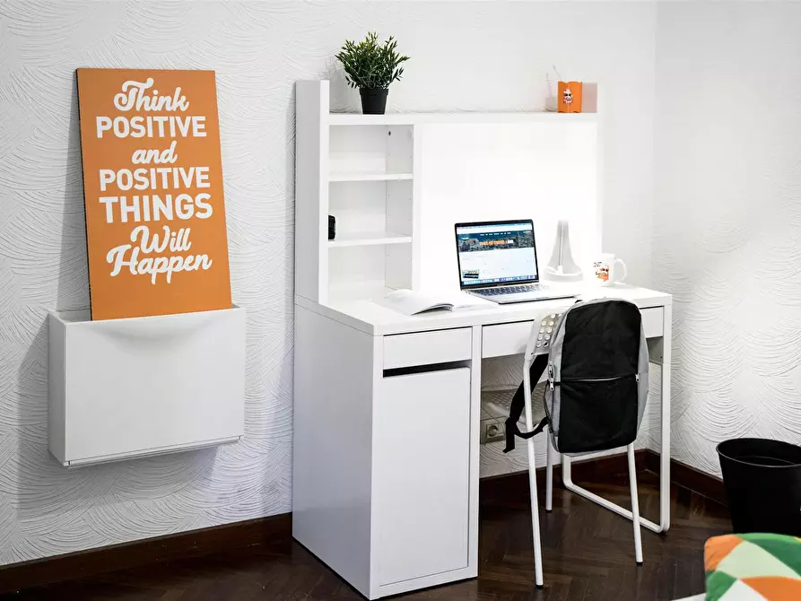 Immagine 2 di Camera in affitto  in Via Giulio Petroni a Bari