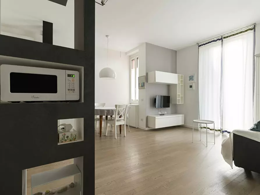 Immagine 3 di Appartamento in affitto  in Via Monviso a Milano