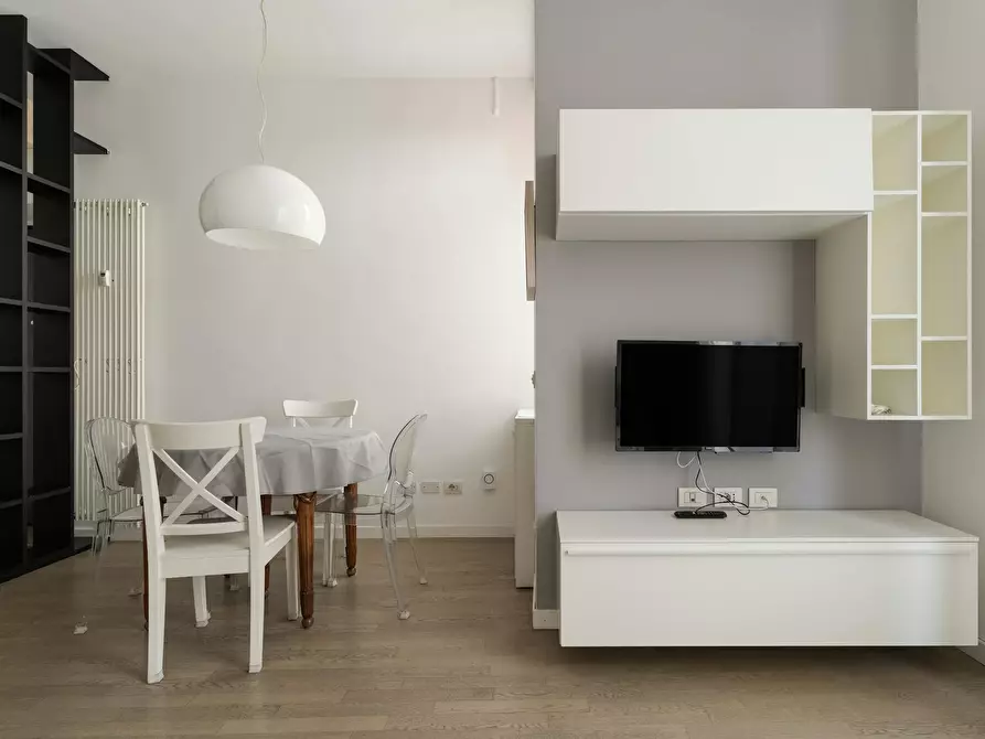 Immagine 10 di Appartamento in affitto  in Via Monviso a Milano