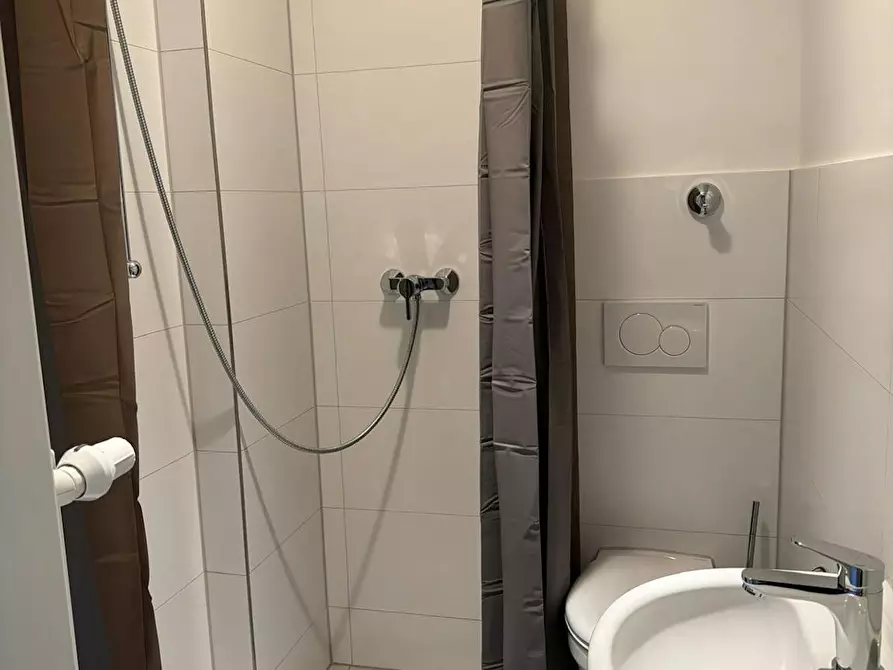 Immagine 7 di Camera in affitto  in Rosenstraße a Düsseldorf