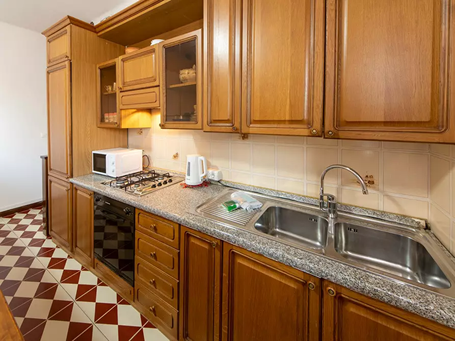 Immagine 6 di Appartamento in affitto  in Via Toscana a Bologna