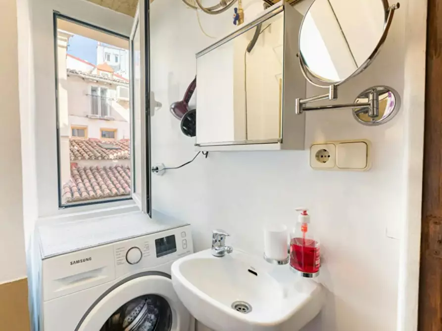 Immagine 9 di Appartamento in affitto  in Calle de Zurita a Madrid