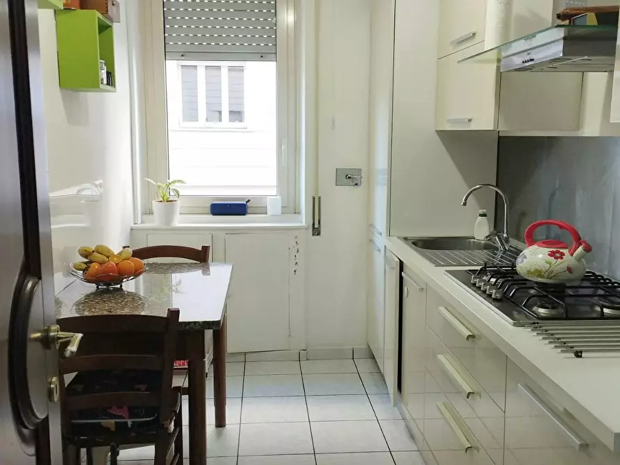 Immagine 2 di Appartamento in affitto  in Via Enrico Accinni a Roma