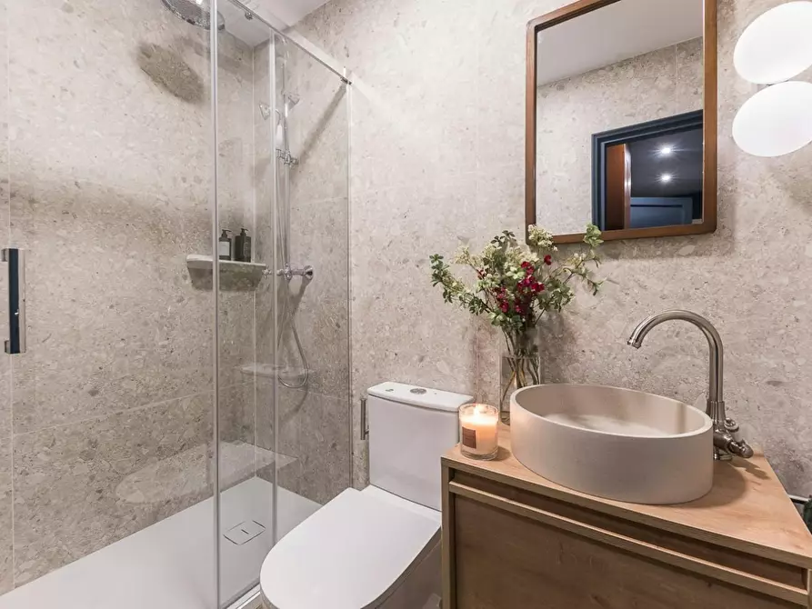 Immagine 9 di Appartamento in affitto  in Avinguda de Gaudí a Barcelona
