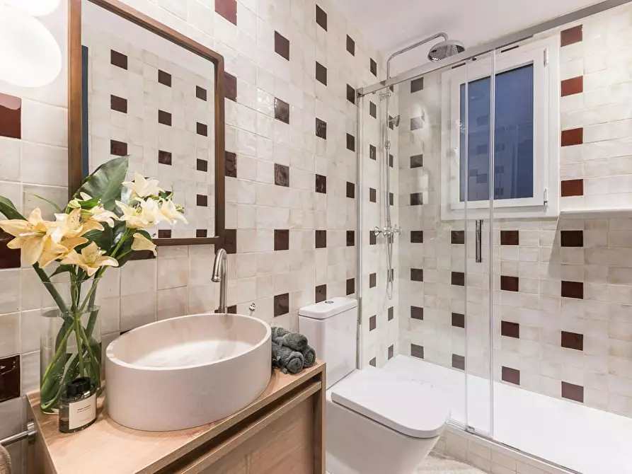 Immagine 9 di Appartamento in affitto  in Avinguda de Gaudí a Barcelona