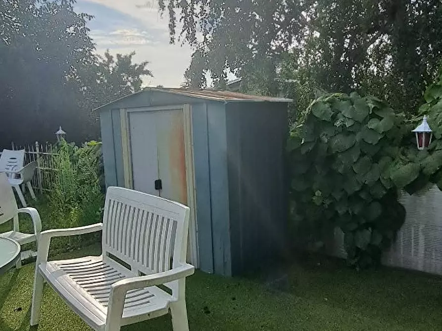 Immagine 9 di Camera condivisa in affitto  in Hackenbergstraße a Berlin