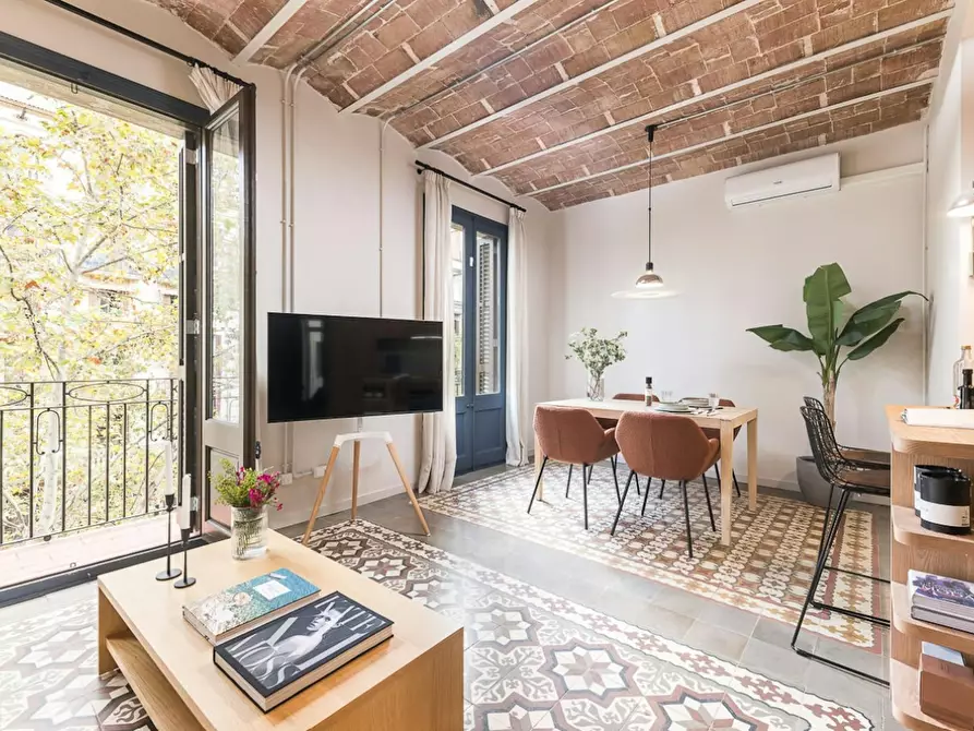 Immagine 2 di Appartamento in affitto  in Avinguda de Gaudí a Barcelona