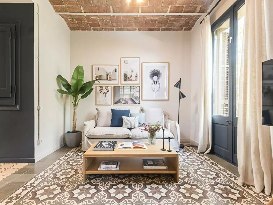 Immagine 4 di Appartamento in affitto  in Avinguda de Gaudí a Barcelona