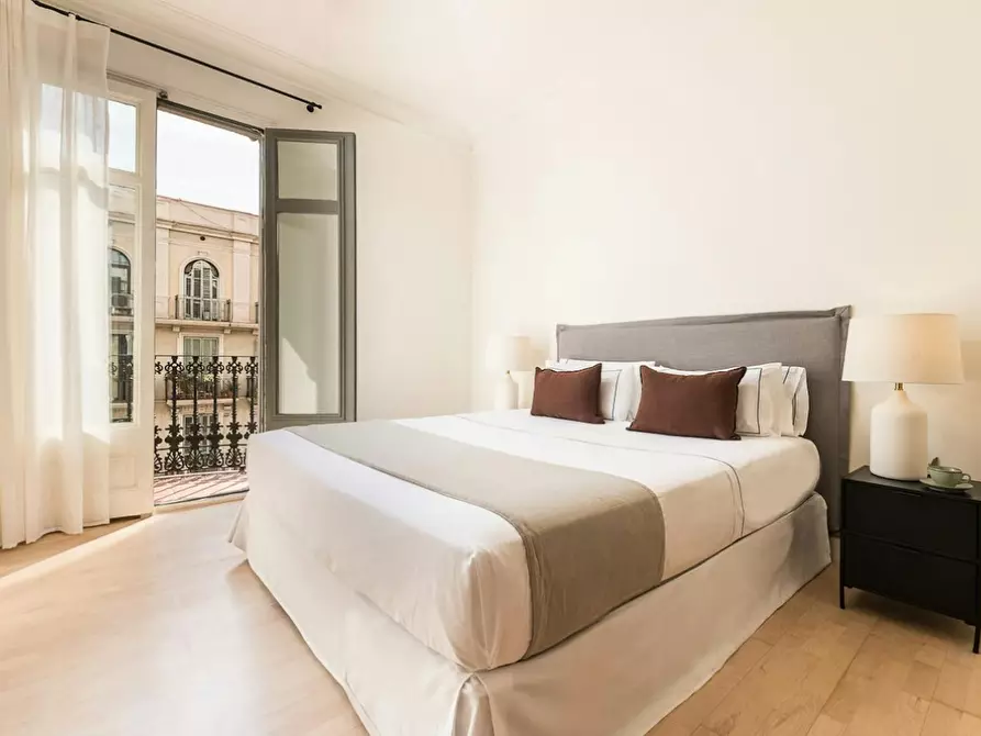 Immagine 9 di Appartamento in affitto  in Carrer de París a Barcelona