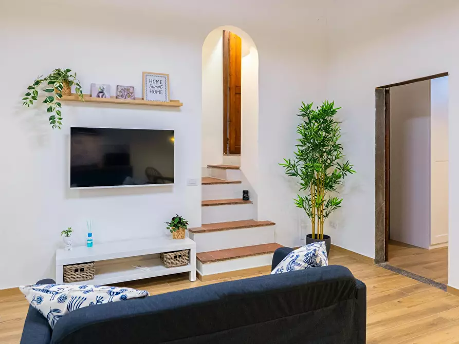 Immagine 8 di Appartamento in affitto  in Via del Pignone a Firenze