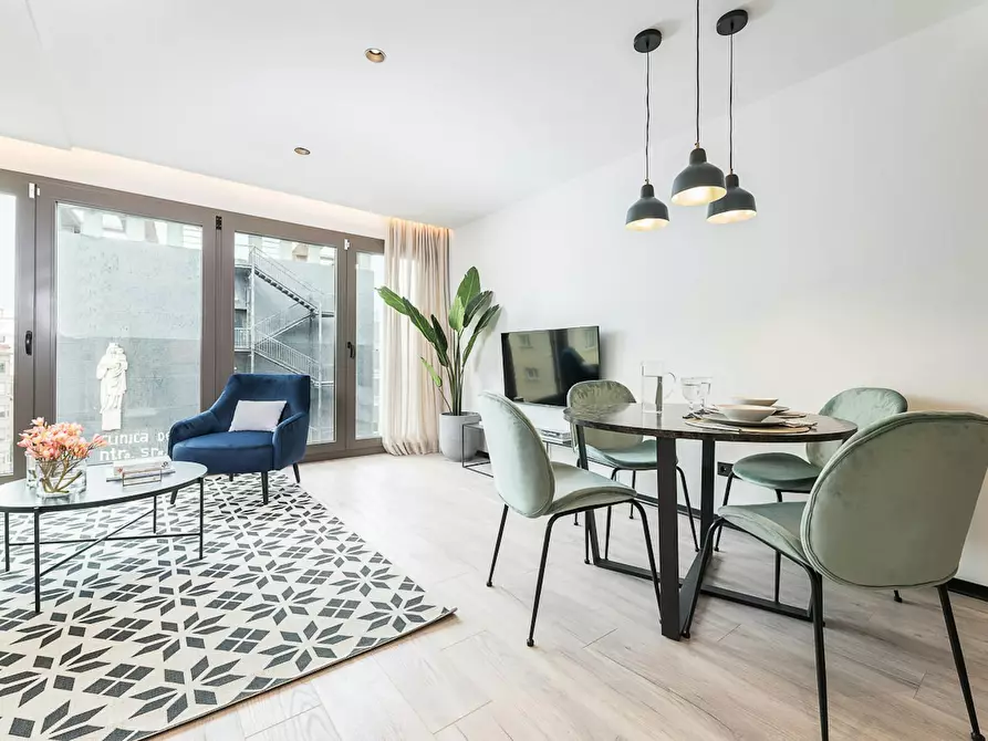 Immagine 1 di Appartamento in affitto  in Carrer de Balmes a Barcelona