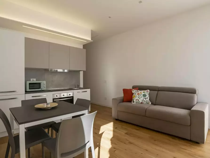 Immagine 9 di Appartamento in affitto  in Viale Marche a Milano