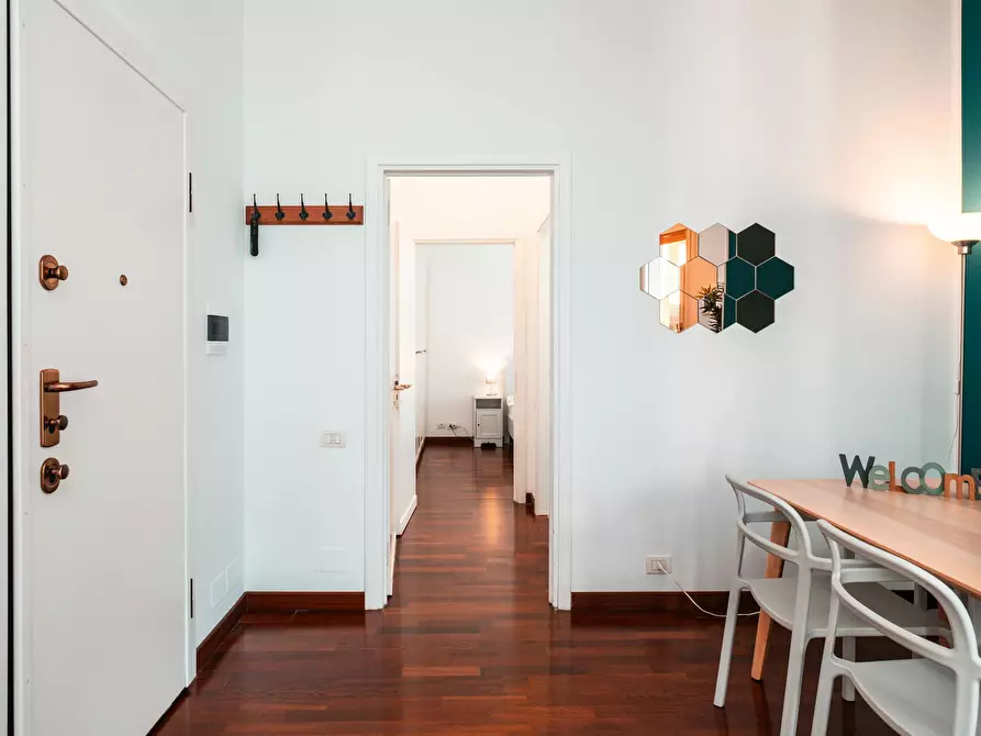 Immagine 10 di Appartamento in affitto  in Via della Chiusa a Milano