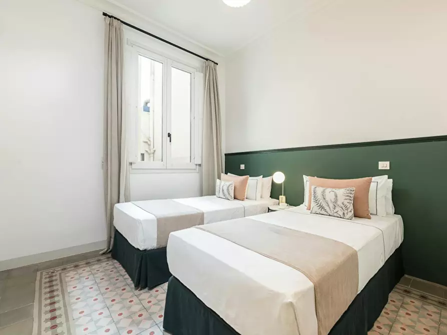 Immagine 10 di Appartamento in affitto  in Passeig de Sant Joan a Barcelona