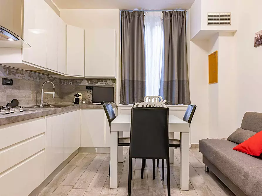 Immagine 1 di Appartamento in affitto  in Via Giulio e Corrado Venini a Milano