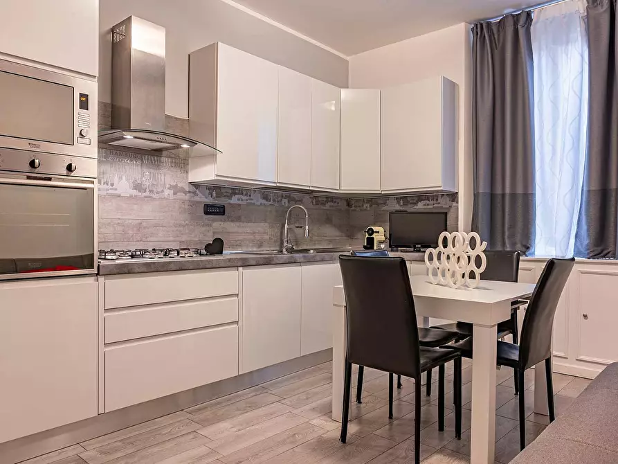 Immagine 10 di Appartamento in affitto  in Via Giulio e Corrado Venini a Milano