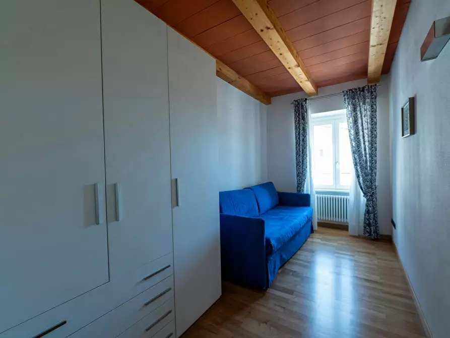 Immagine 9 di Appartamento in affitto  in Via Roma a Laveno-Mombello