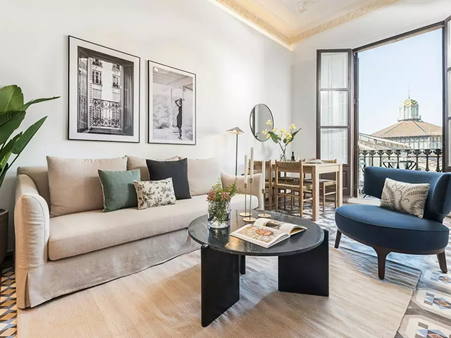 Immagine 1 di Casa indipendente in affitto  in Carrer de la Ribera a Barcelona