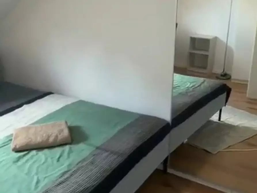 Immagine 3 di Camera in affitto  in Von-Taube-Weg a Gauting