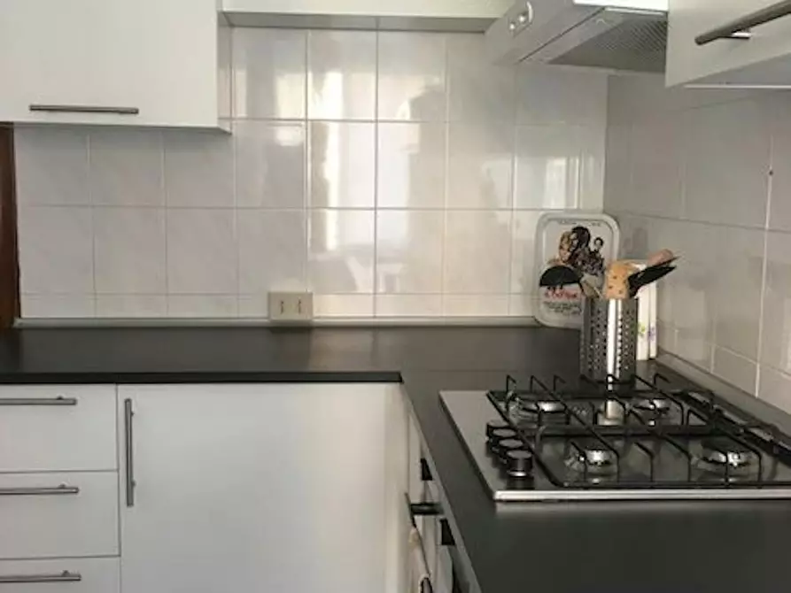 Immagine 8 di Camera in affitto  in Via Guido Zadei a Brescia
