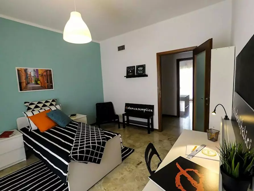 Immagine 6 di Camera in affitto  in Via Bligny a Brescia