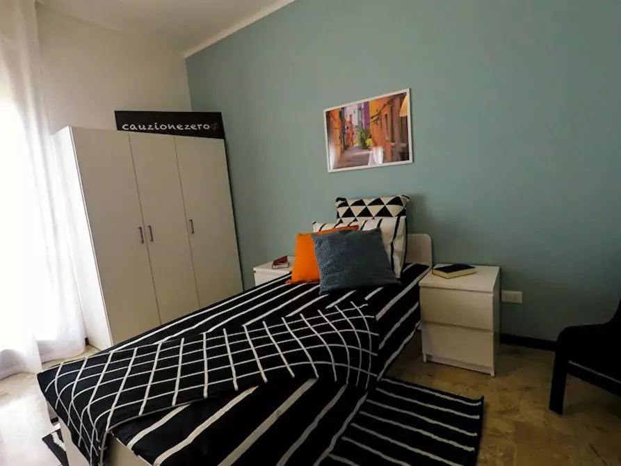Immagine 5 di Camera in affitto  in Via Bligny a Brescia