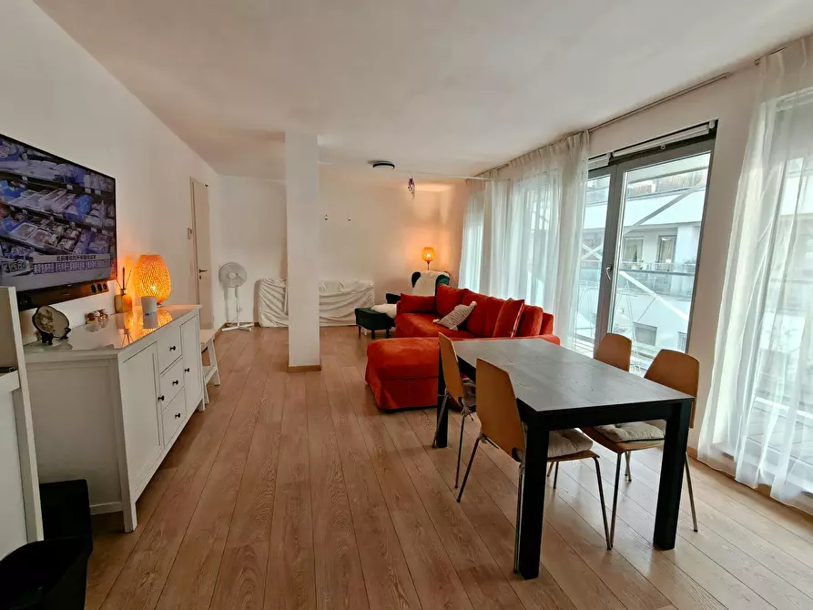 Immagine 1 di Appartamento in affitto  in Rue Neuve a Bruxelles