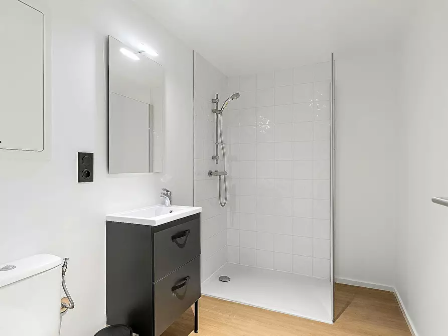 Immagine 3 di Appartamento in affitto  in Rue des Docks Remois a Reims