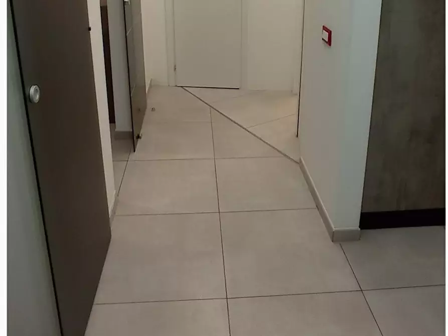 Immagine 8 di Camera in affitto  in Via Val di Fassa a Milano